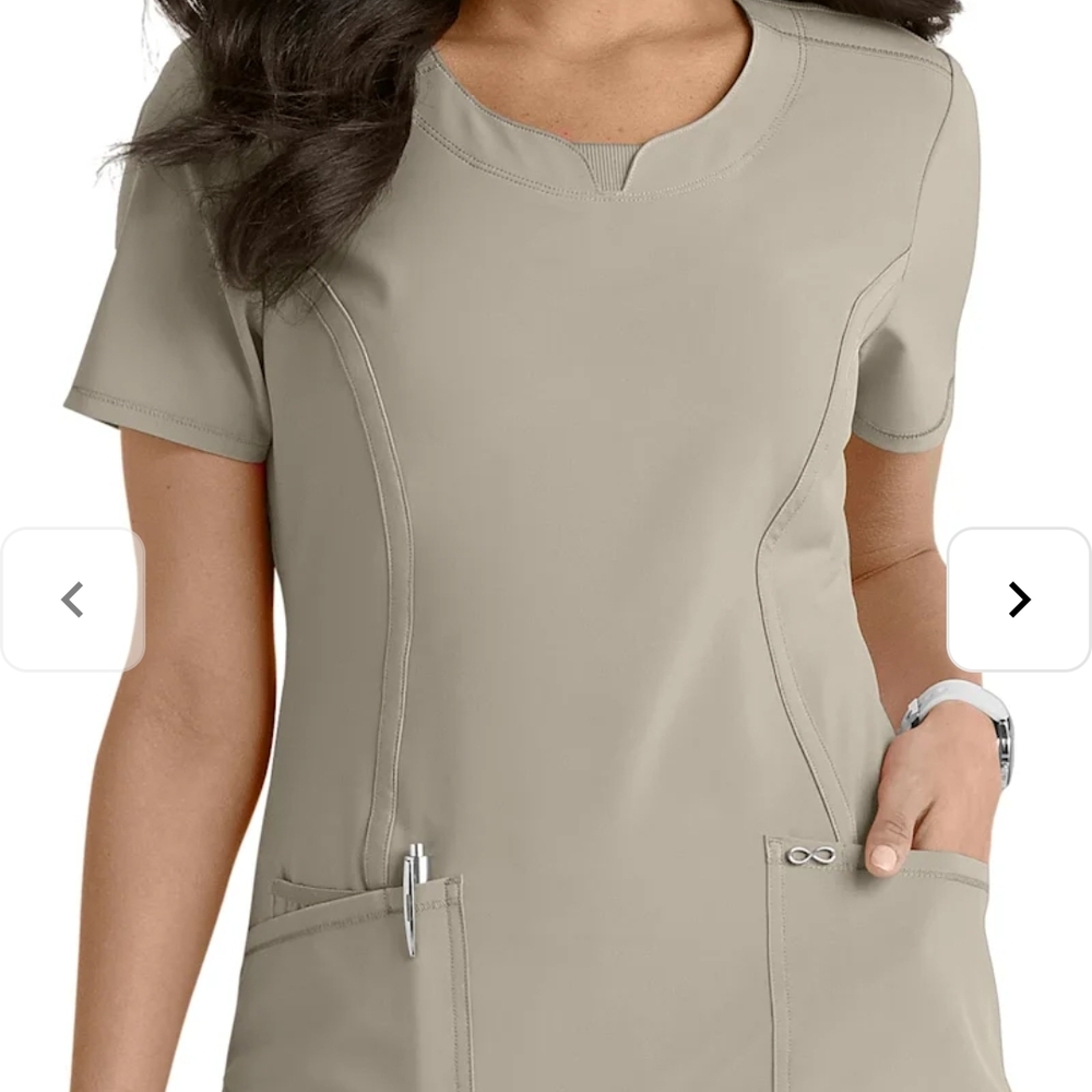 Cherokee Women's Taupe Short Sleeve Top